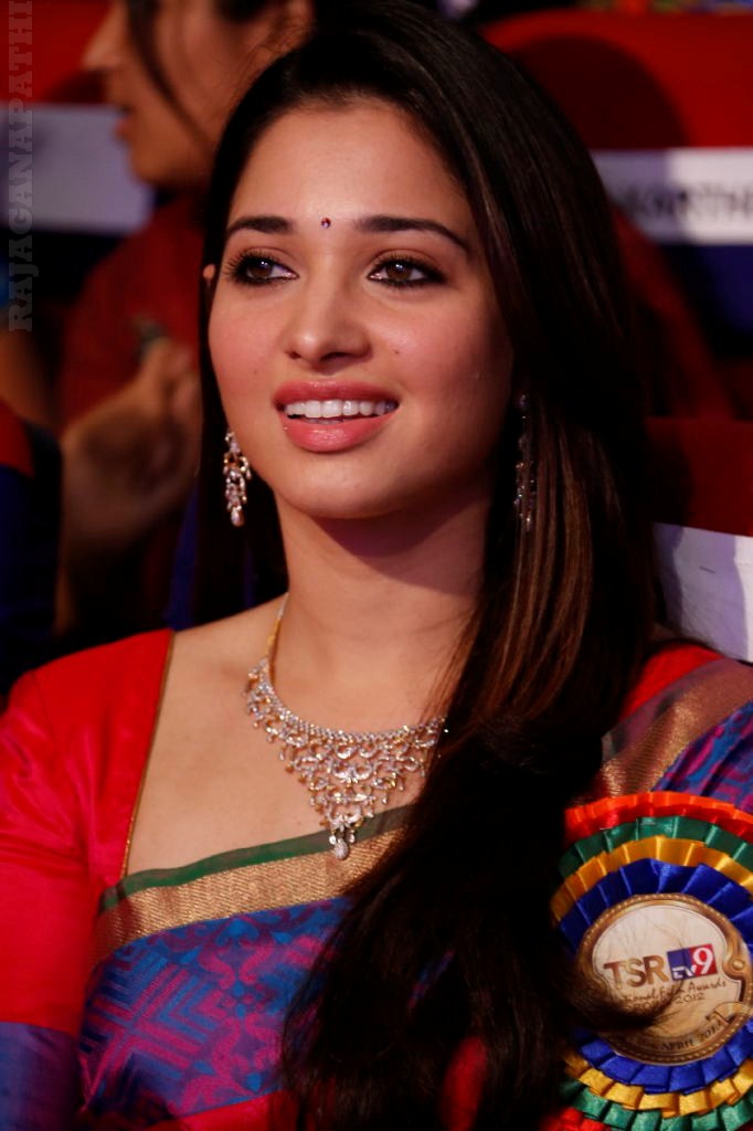 actress tamanna bhatia in saree latest photos collection gateway