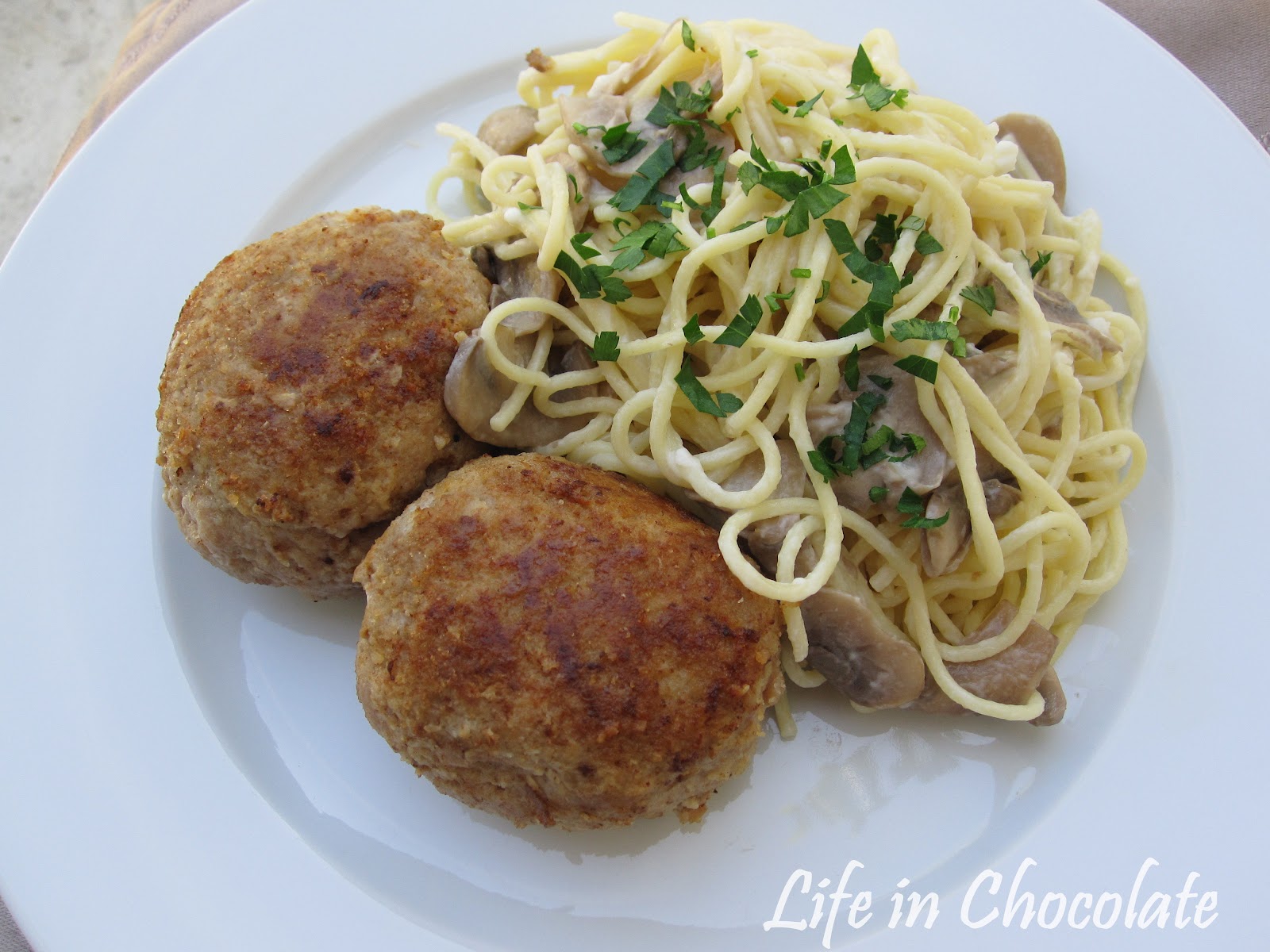 Life in Chocolate Pan Fried Turkey Burgers