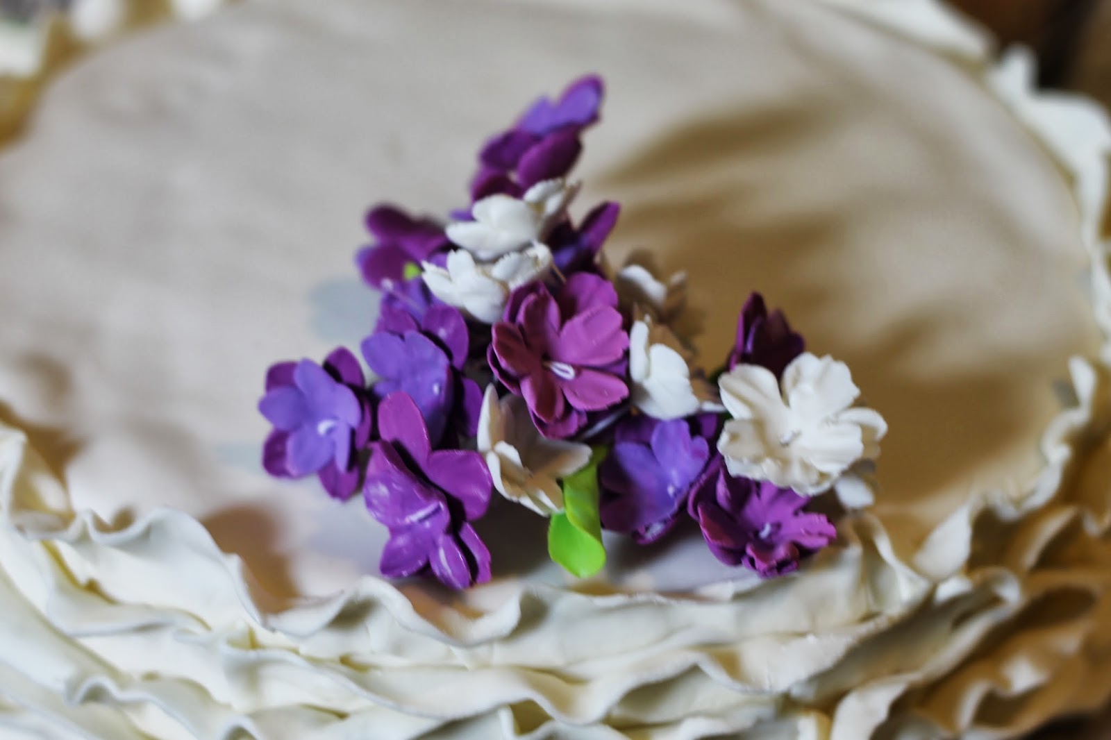 LaLa Cake How to Make Easy Sugarpaste Floral Sprays