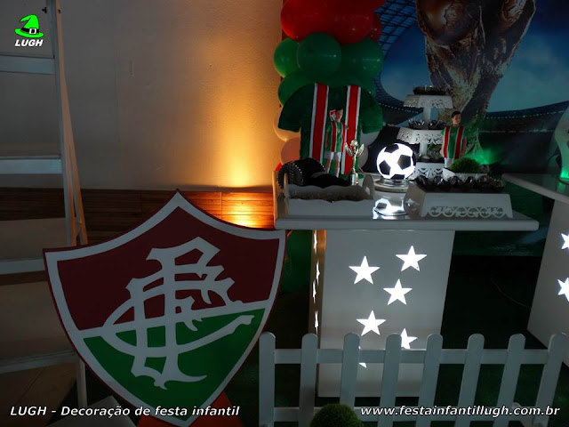 Tema Futebol - Decoração provençal simples Ornamentação de festa infantil tema Futebol
