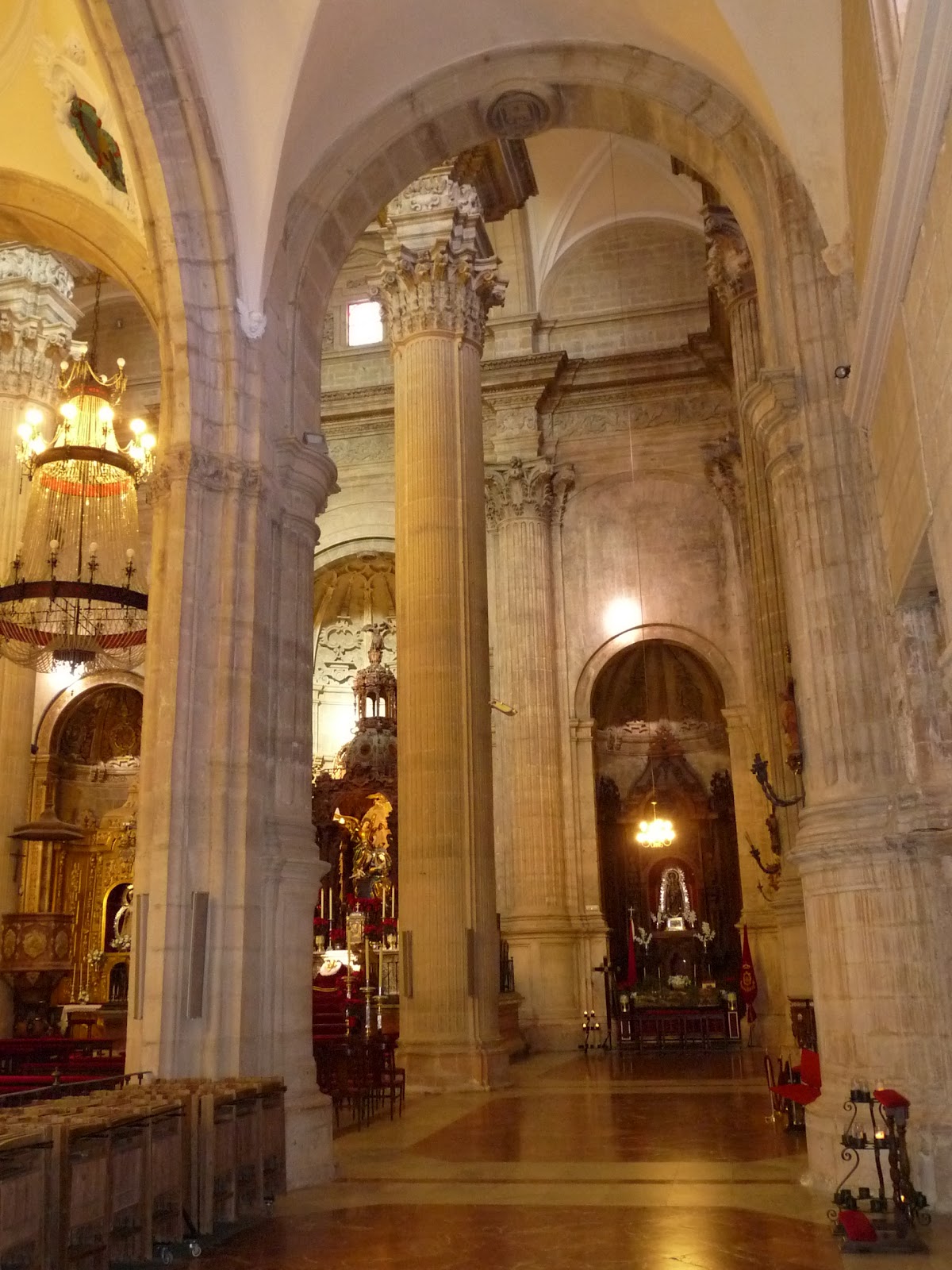 LIVING RONDA COLEGIATA DE SANTA MARÍA LA MAYOR