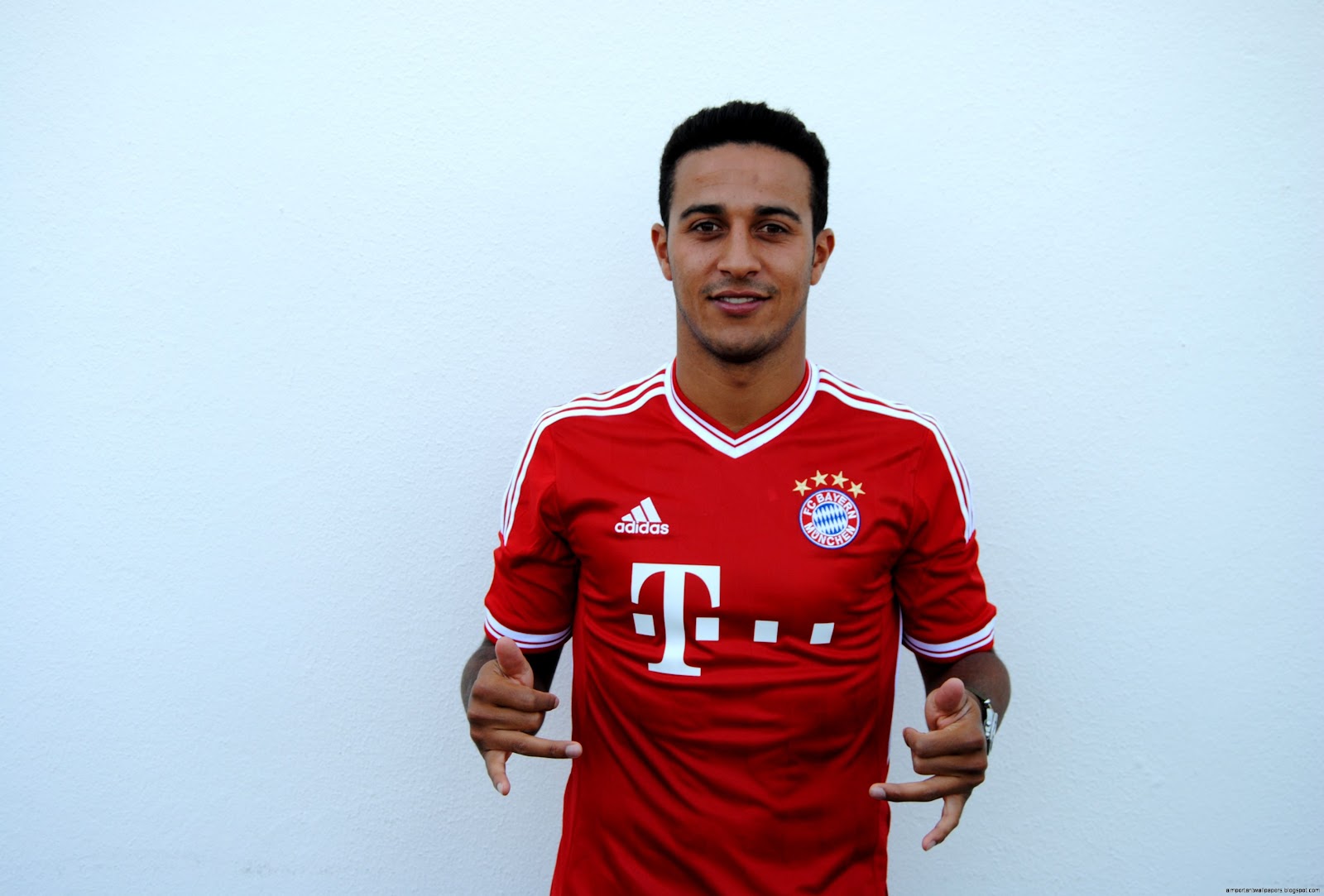 Gallery Thiago Alcantara Gallery Thiago Alcantara