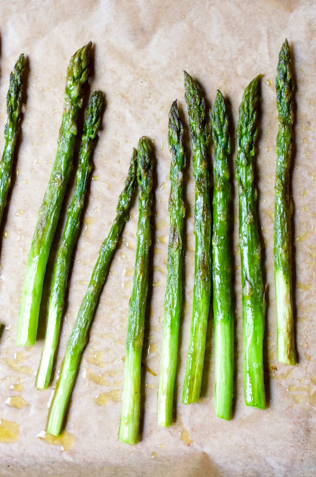 Foodwanderings Simply Roasted Asparagus in Olive Oil, Lemon & Za'atar