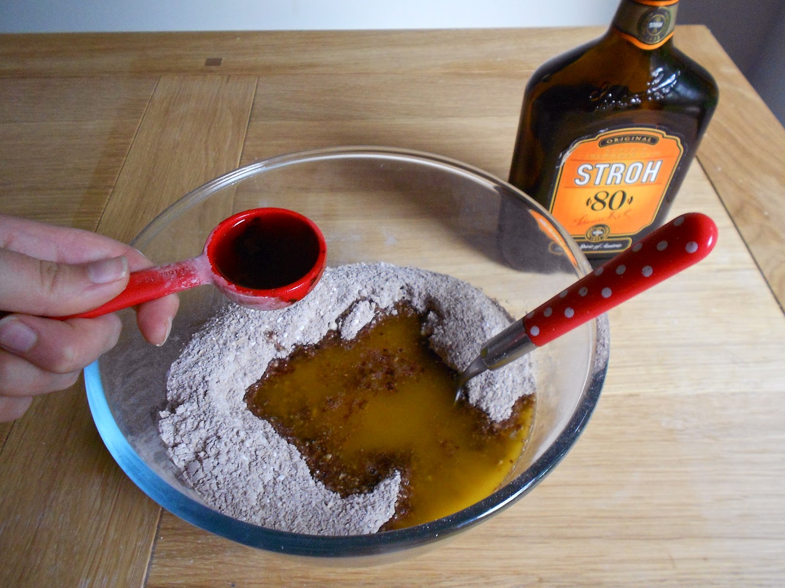 The Procrastobaker Rum, Baileys and Kahlua Truffles...boozy balls!