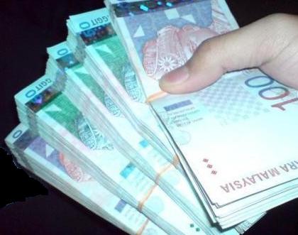 101+ Gambar Pegang Duit Banyak Terlihat Keren 101+ Gambar Pegang Duit Banyak Terlihat Keren
