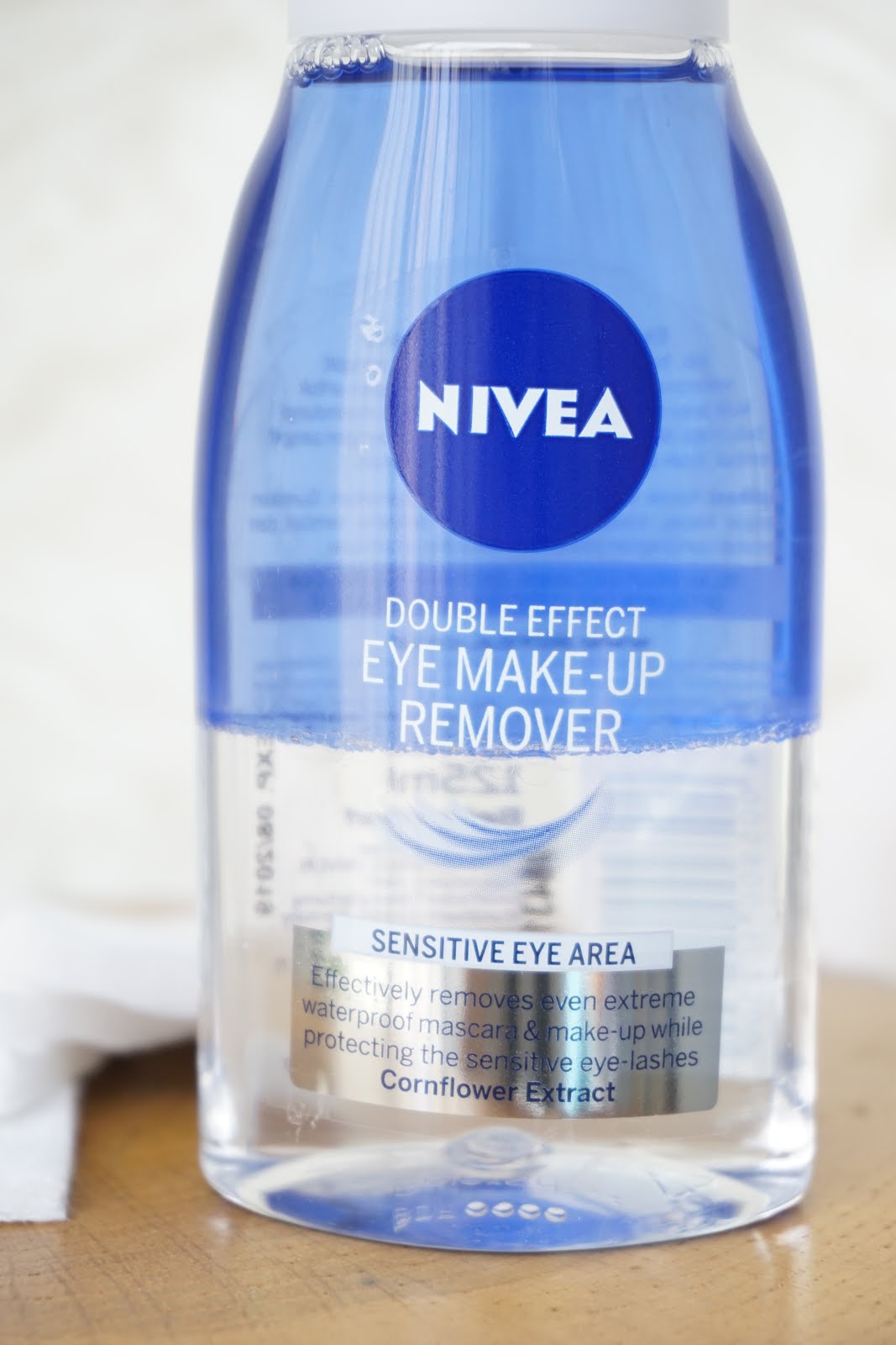 [Review] Nivea Micellar Water + Nivea Double Eye MakeUp Remover 