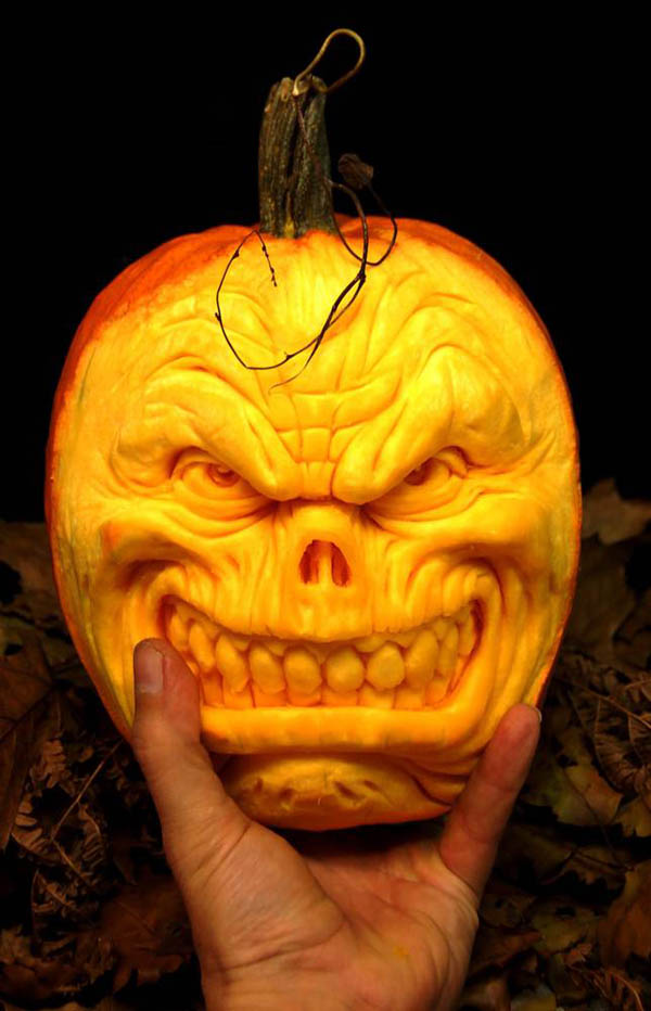 It�s Written on the Wall (Ray Villafane) AMAZING Pumpkin Carvings for