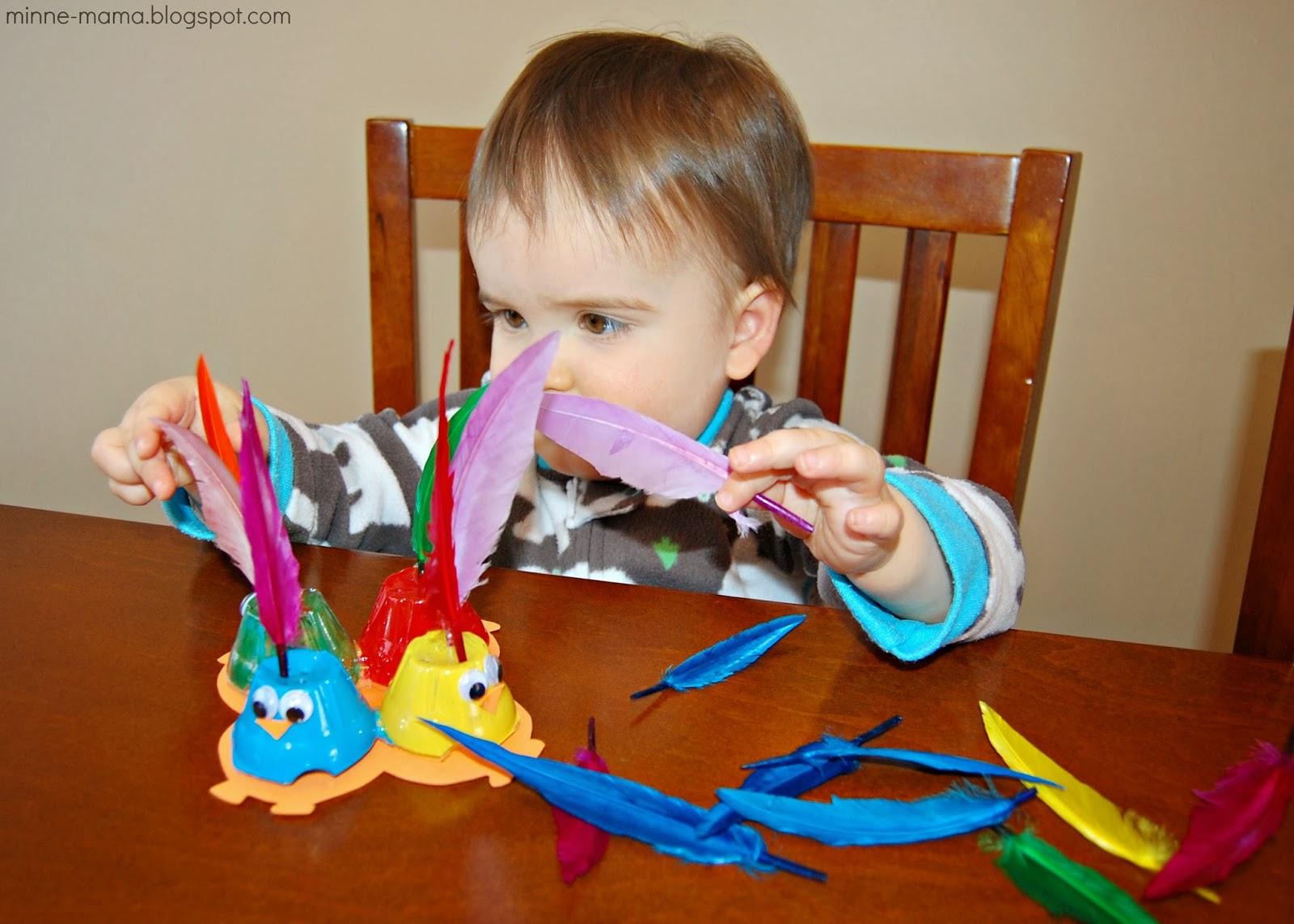 MinneMama Fine Motor Feather Play