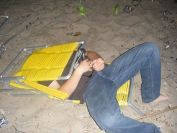 Nunca Fiques Bêbado Perto De Amigos Nunca Fiques Bêbado Perto De Amigos