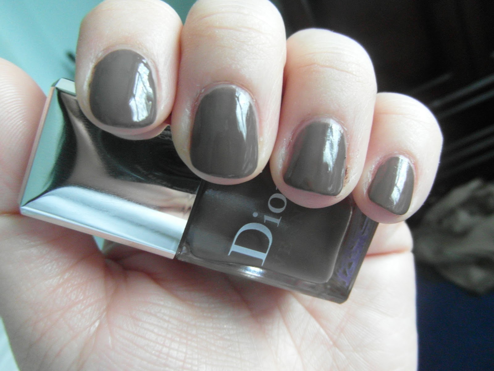 Tokki and Oliver Christian Dior nail polish in Dune