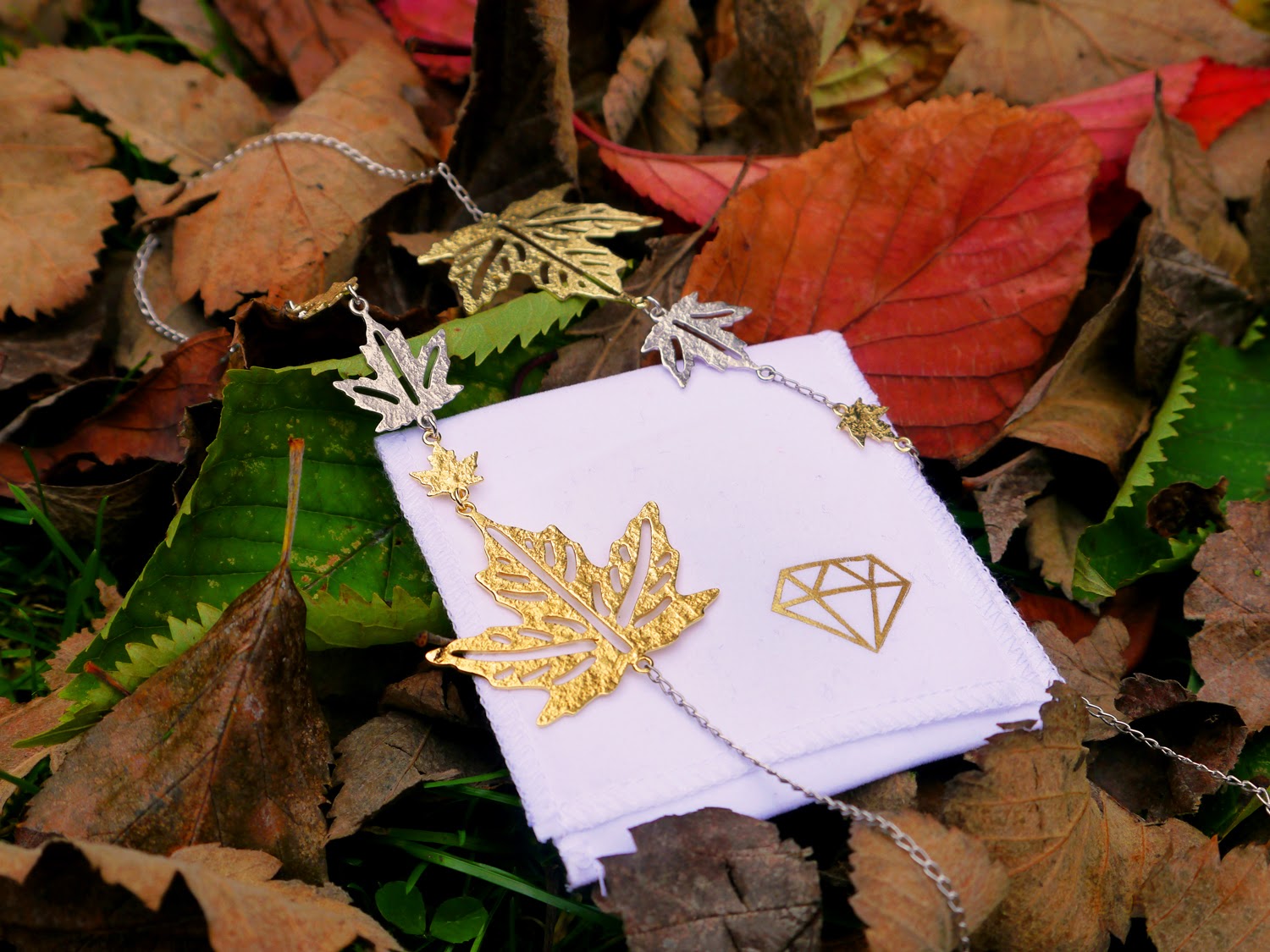 Gemporia Leaves necklace Gemporia, jewellery, Autumn style, Fall, gold, silver, necklace