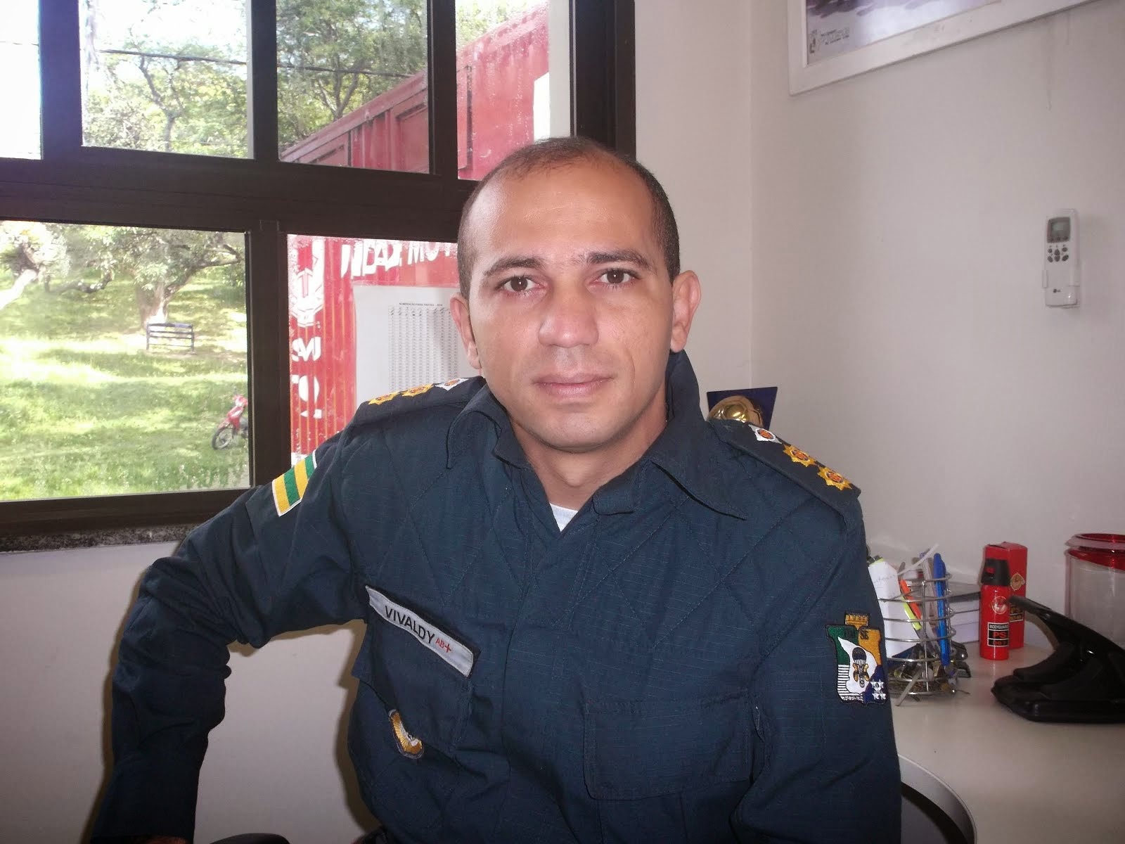 TENENTE CORONEL VIVALDY, COMANDANTE DO 8º BPCom