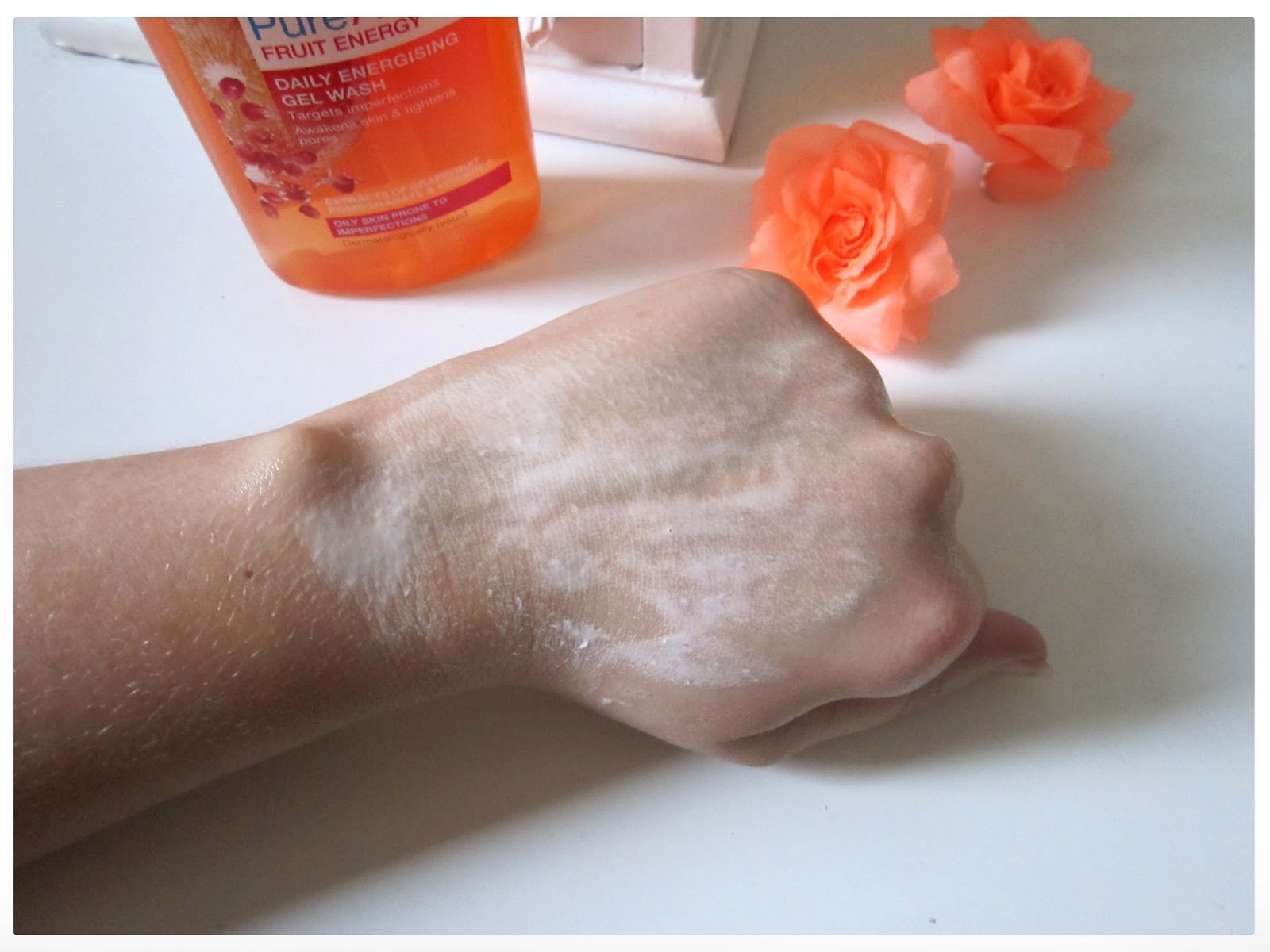 Garnier Fruit Energising Facial Gel Wash Review Slurp Social