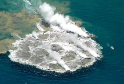 volcán submarino Kavachi vulcano