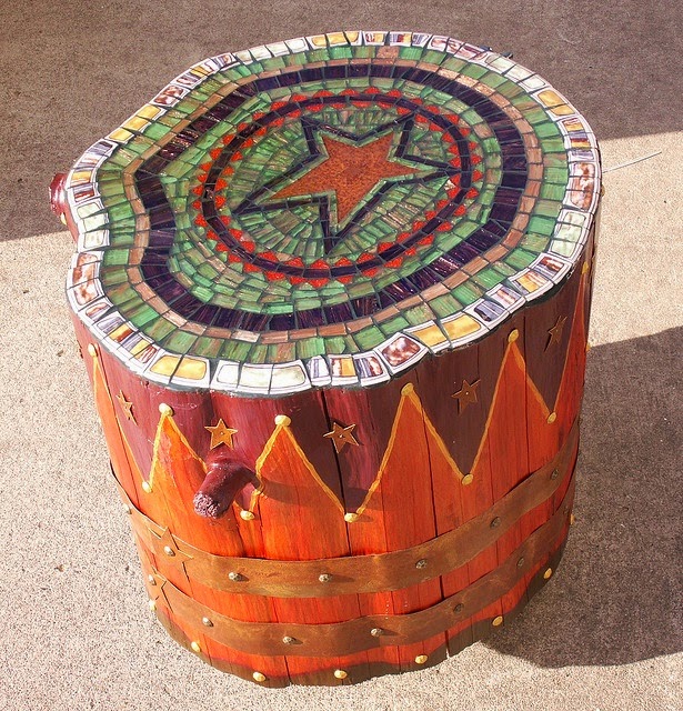 Astute Homestead Tree Stump Mosaic