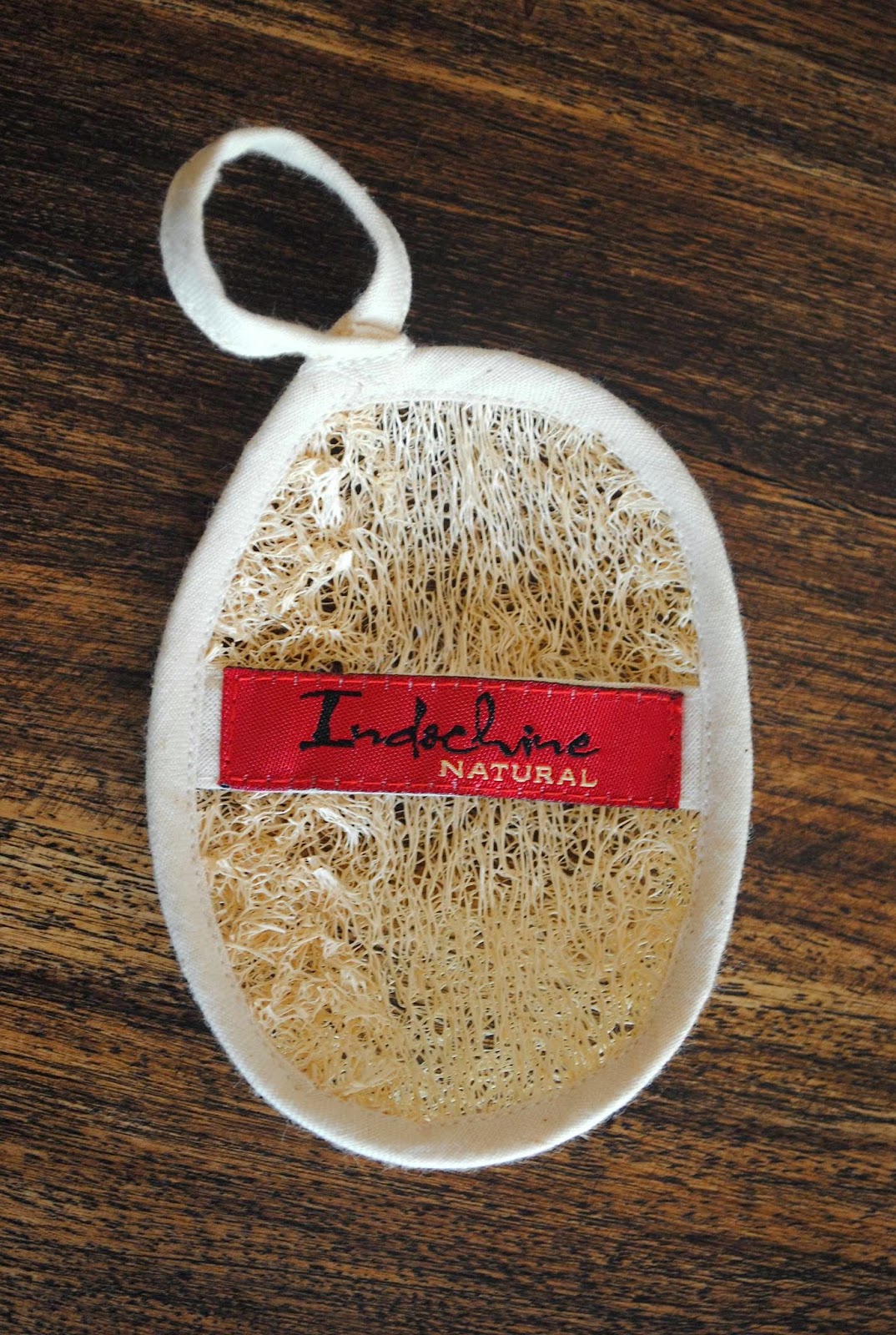 INDOCHINE NATURAL HANDMADE SOAP How to Use a Loofah to Maintain