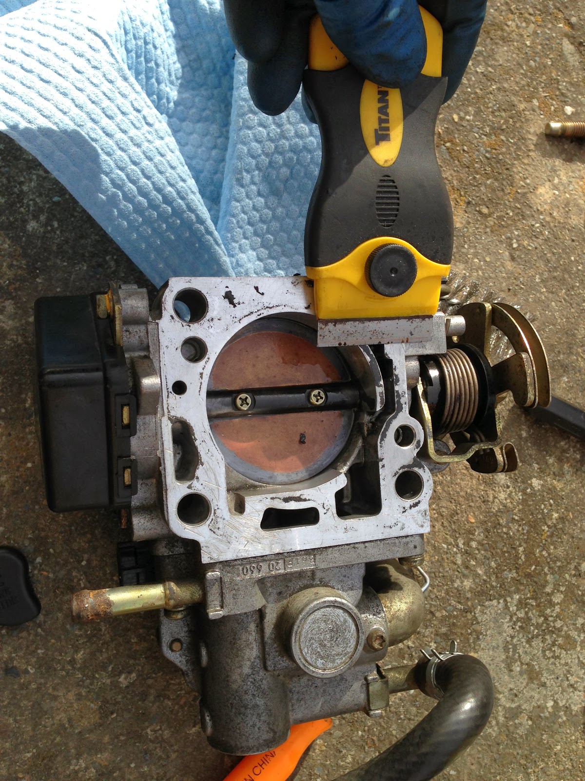 A newbie's adventures in racing Cleaning, cleaning, cleaning engine