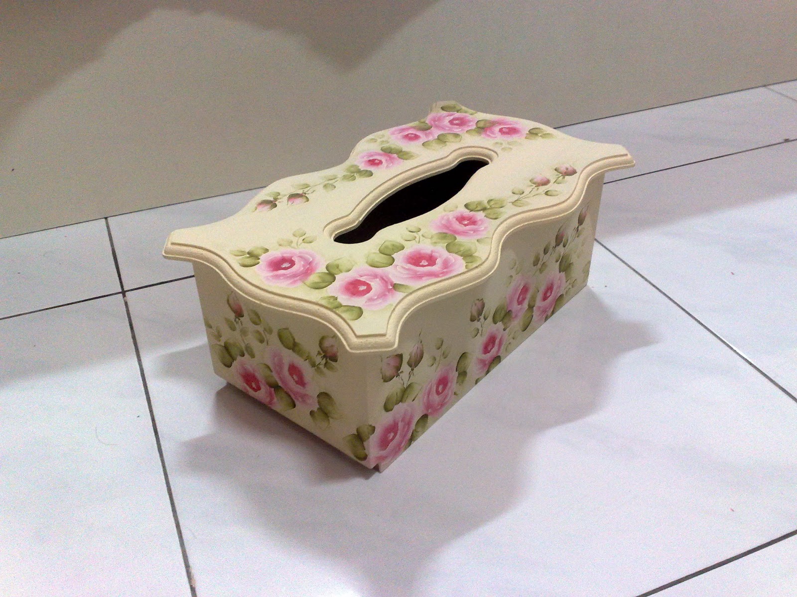 Dilliesha art n craft Tissue Box