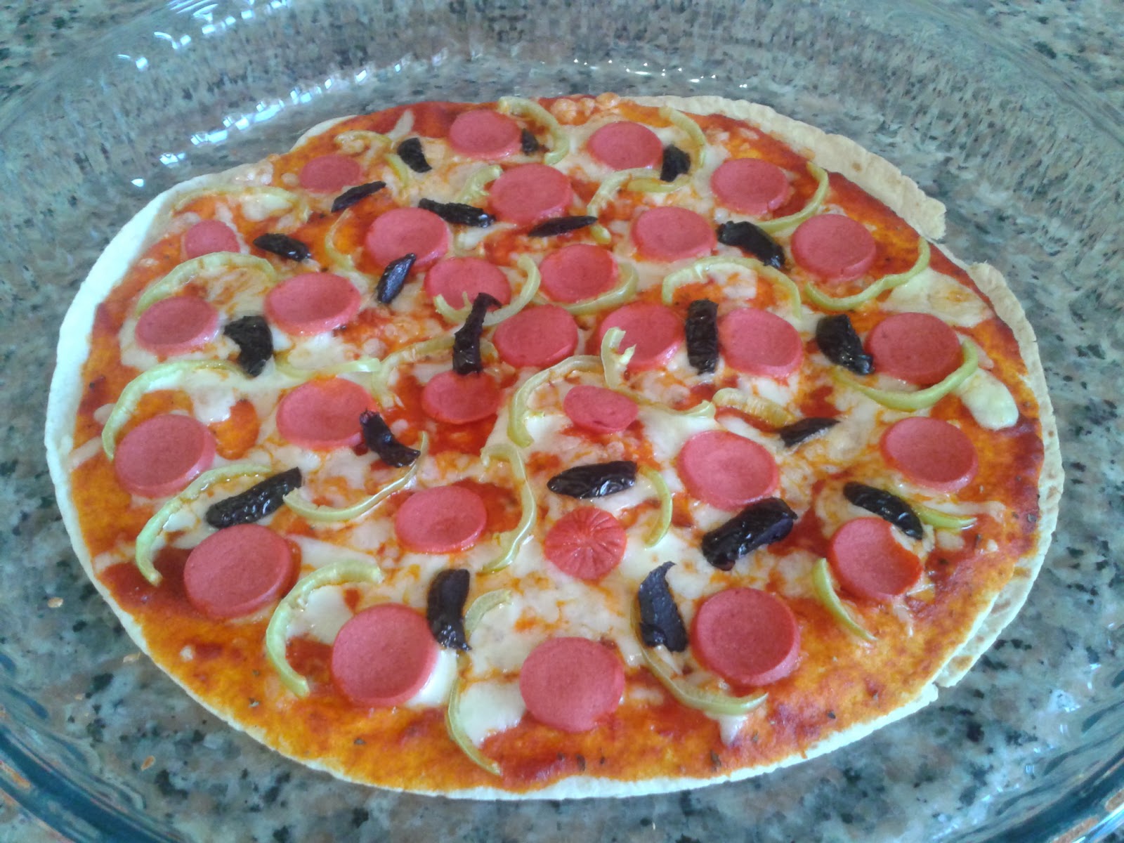 MUTFAĞIMDAN ESİNTİLER&hellip; LAVAŞ İLE PRATİK PİZZA