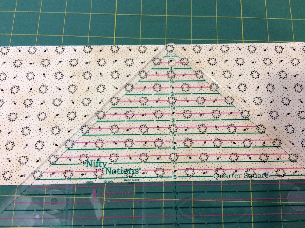 52 Quilts in 52 Weeks Tuesday Tutorial Setting Triangles