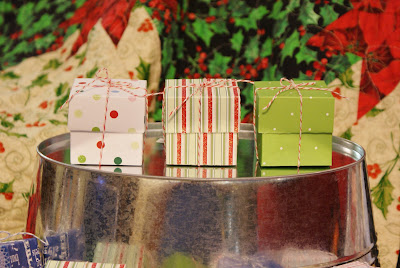 I Hold All The Cards: DIY Gift boxes and Christmas Treats