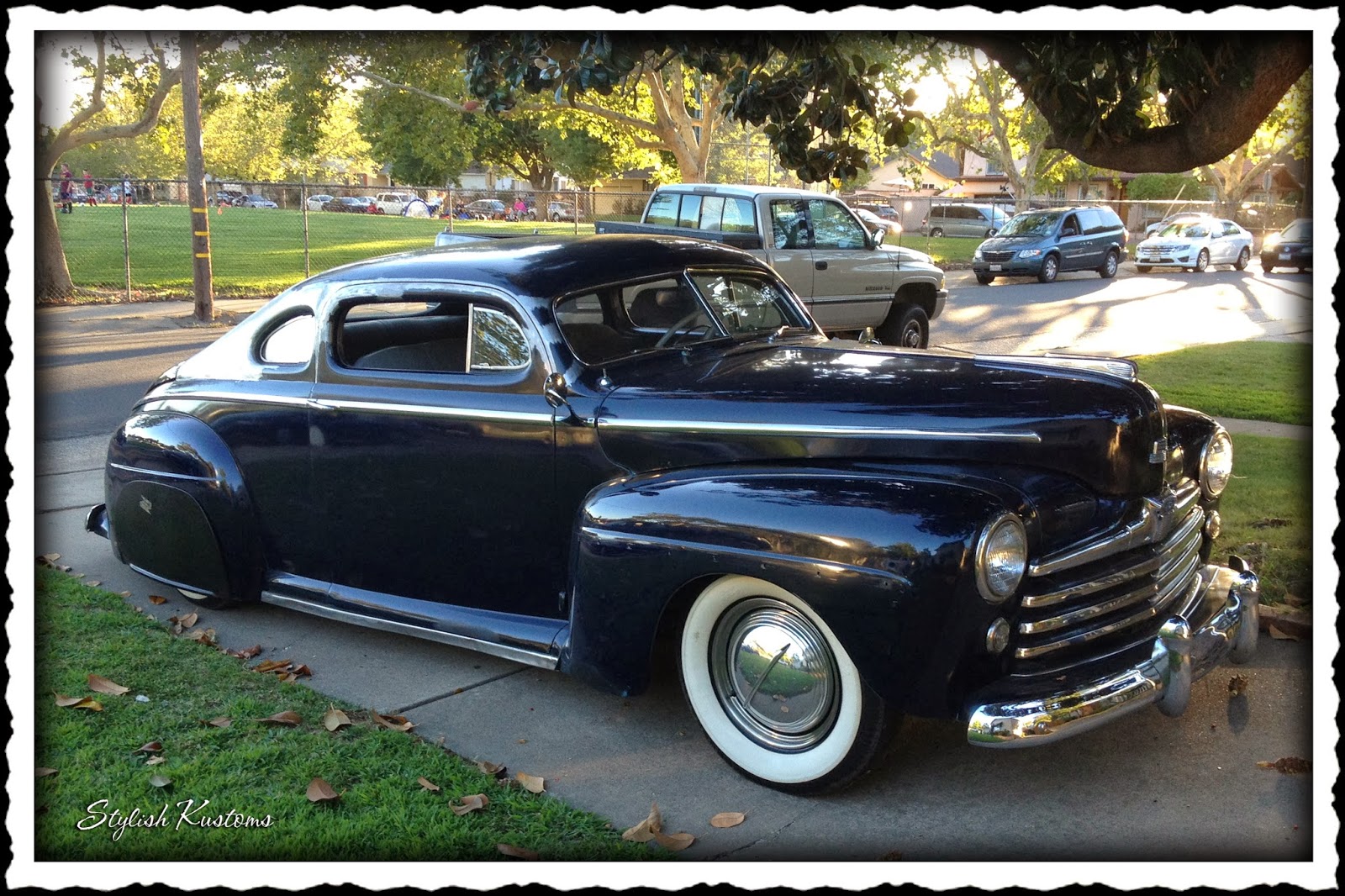 STYLISH KUSTOMS Paul Garland's 1948 Ford...