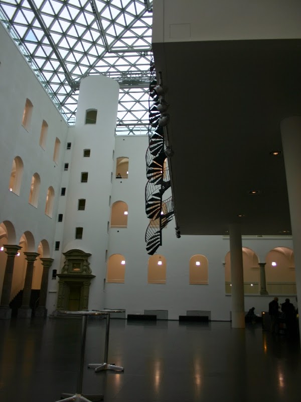 Nam June Paik Vater Der Videokunst Und Ein Wenig Vater Der