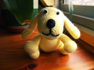 perro amigurumi