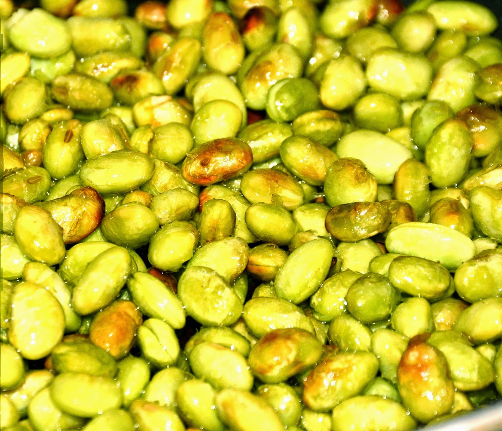 Nepali Tummy!! Hariyo Bhatmas Sadeko (Green Soybeans Spicy Salad)!!