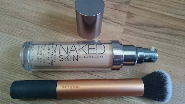 NAKED SKIN Naked Skin Real Techniques Brush