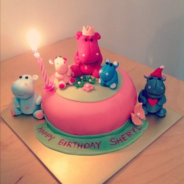 hippo cake
