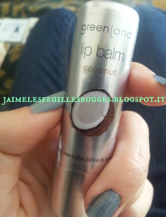 J'aime les feuilles rouges Review Greenland lip balm coconut!