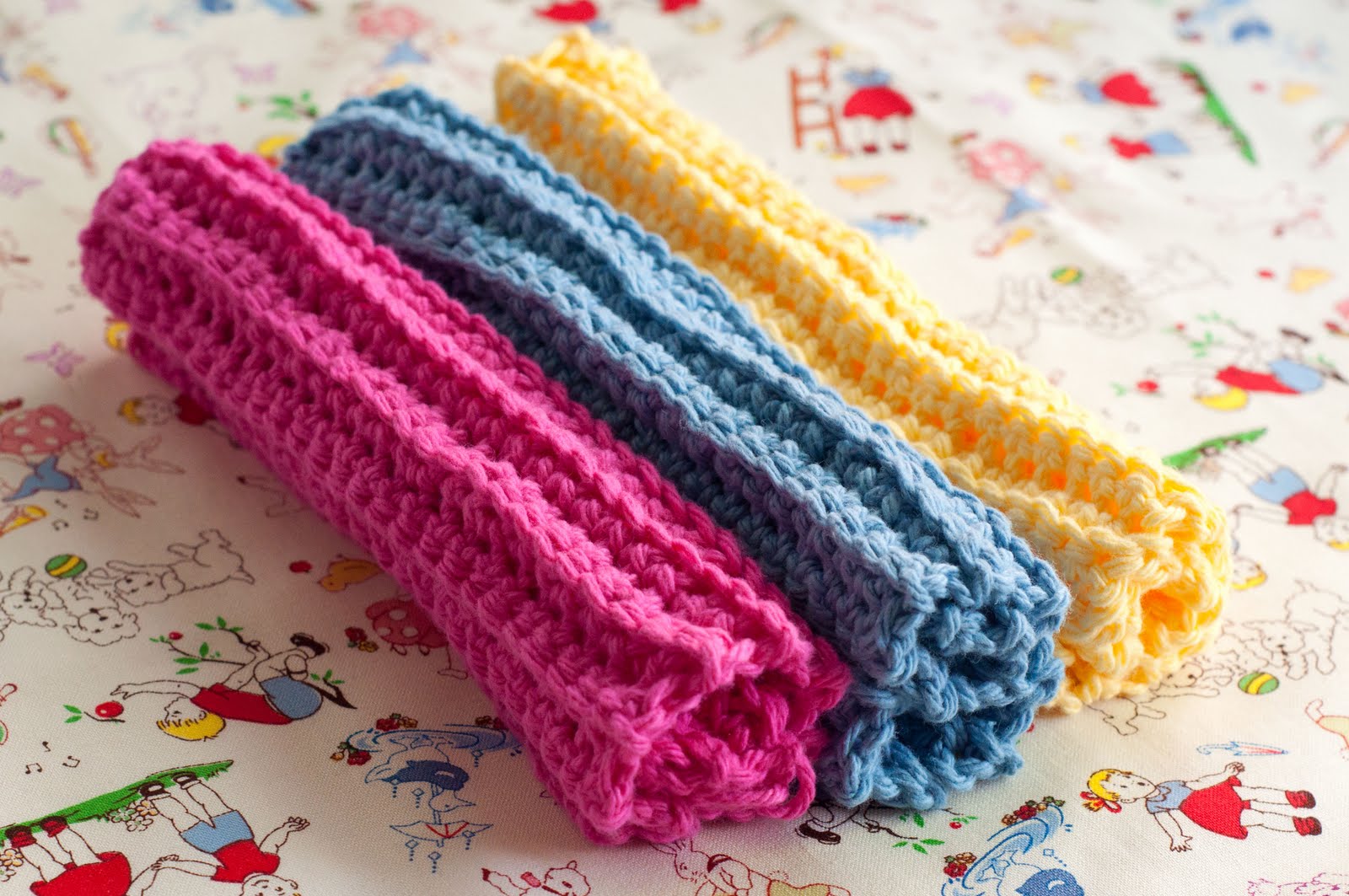 Aesthetic Nest Crochet Ribbed Washcloths (Tutorial)
