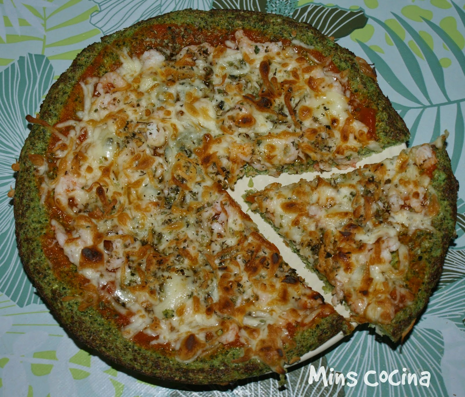 Pizza Con Masa De Brócoli - Gambas Y Gorgonzola
