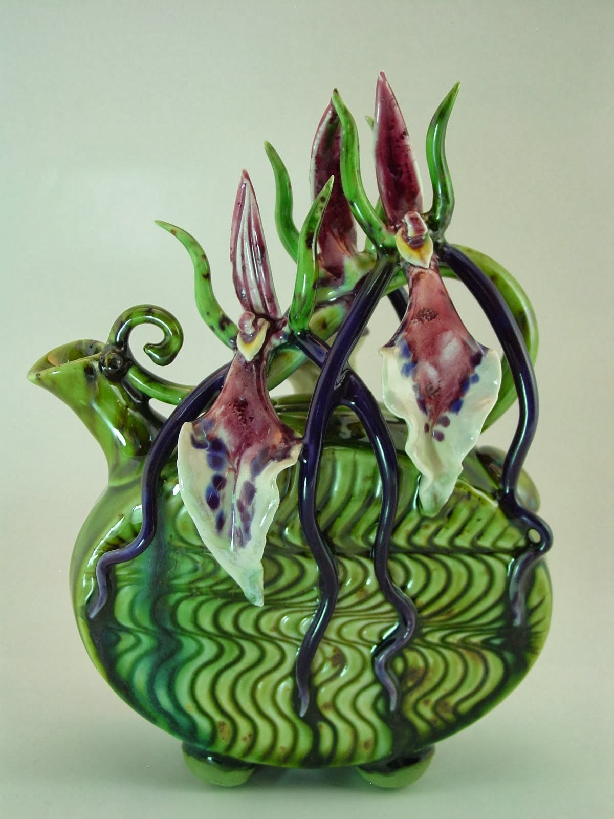 Spyder Orchids on Drum Teapot