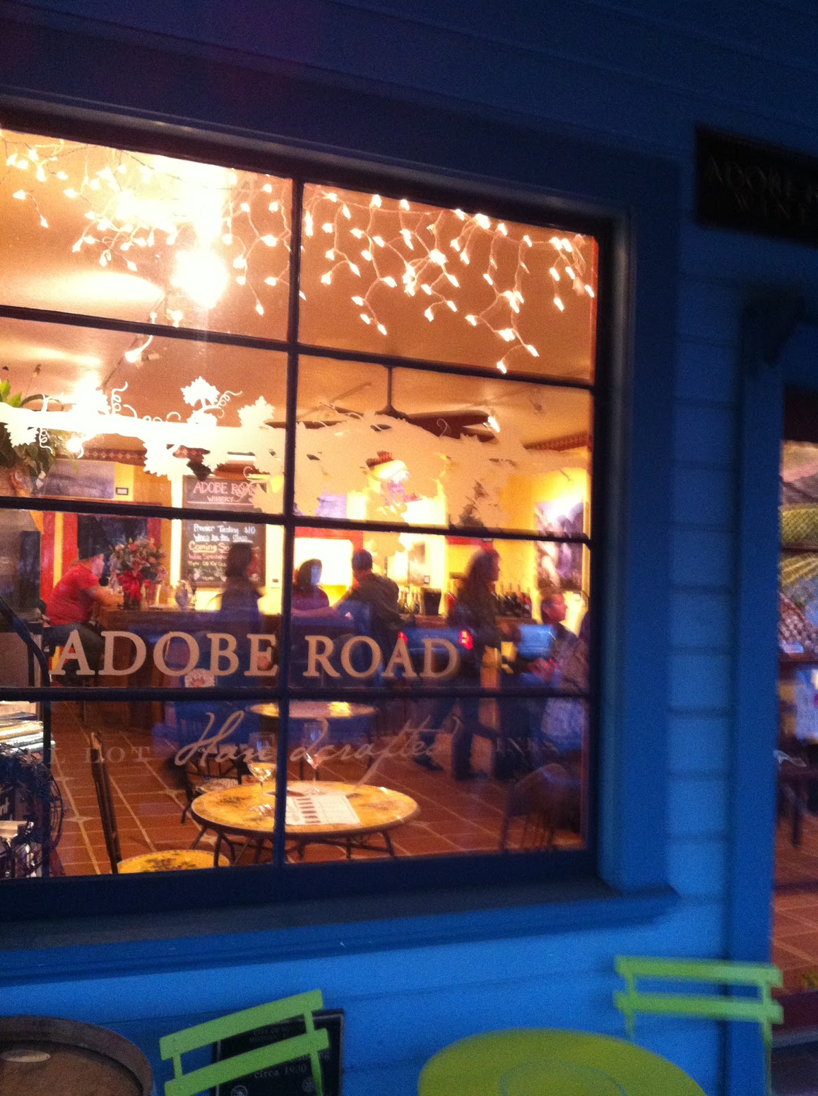 Jonesing For Wine Awesome Tasting Room on Sonoma Square