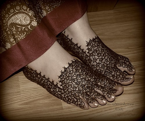 Henna Designs on Feet Light henna tattoo designs for feet. Henna Designs on Feet Light