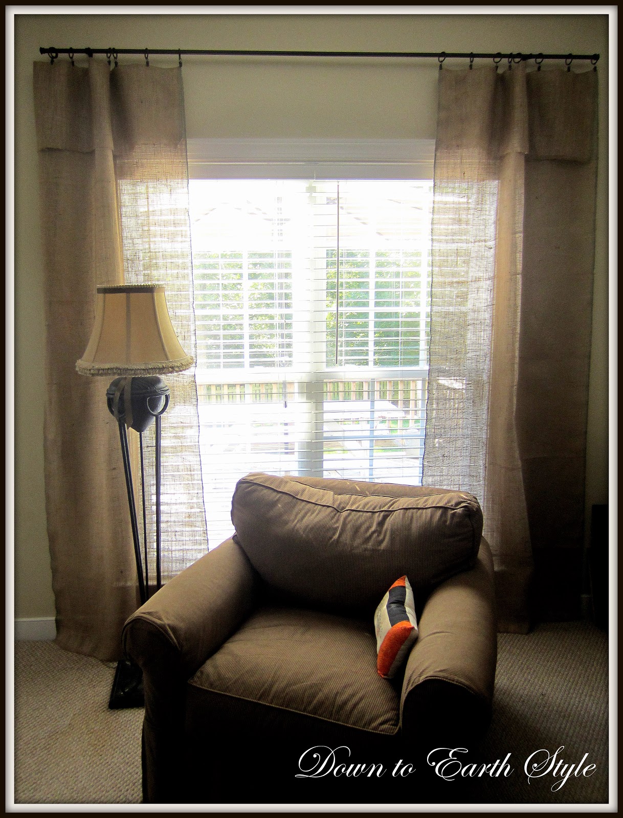 Down to Earth Style Burlap Window Panels {No Sew No Iron}