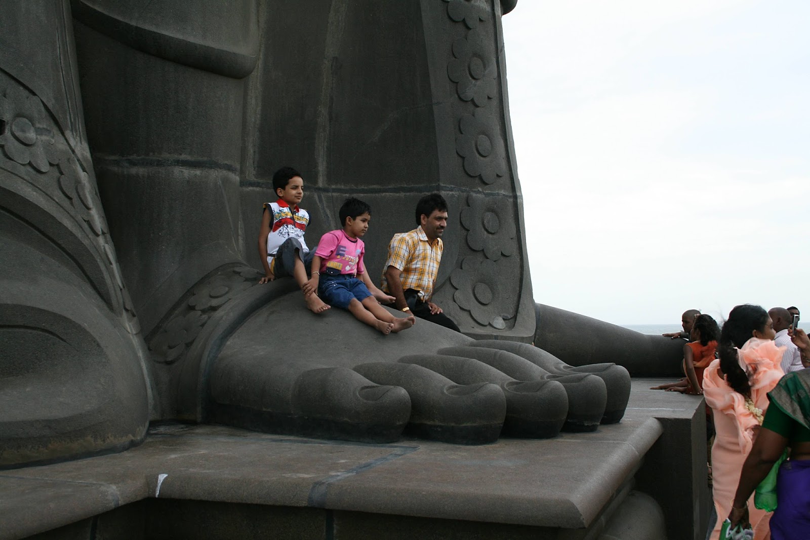 A colossal monument for the Tamil bard Thiruvalluvar (1 to 3 century BC