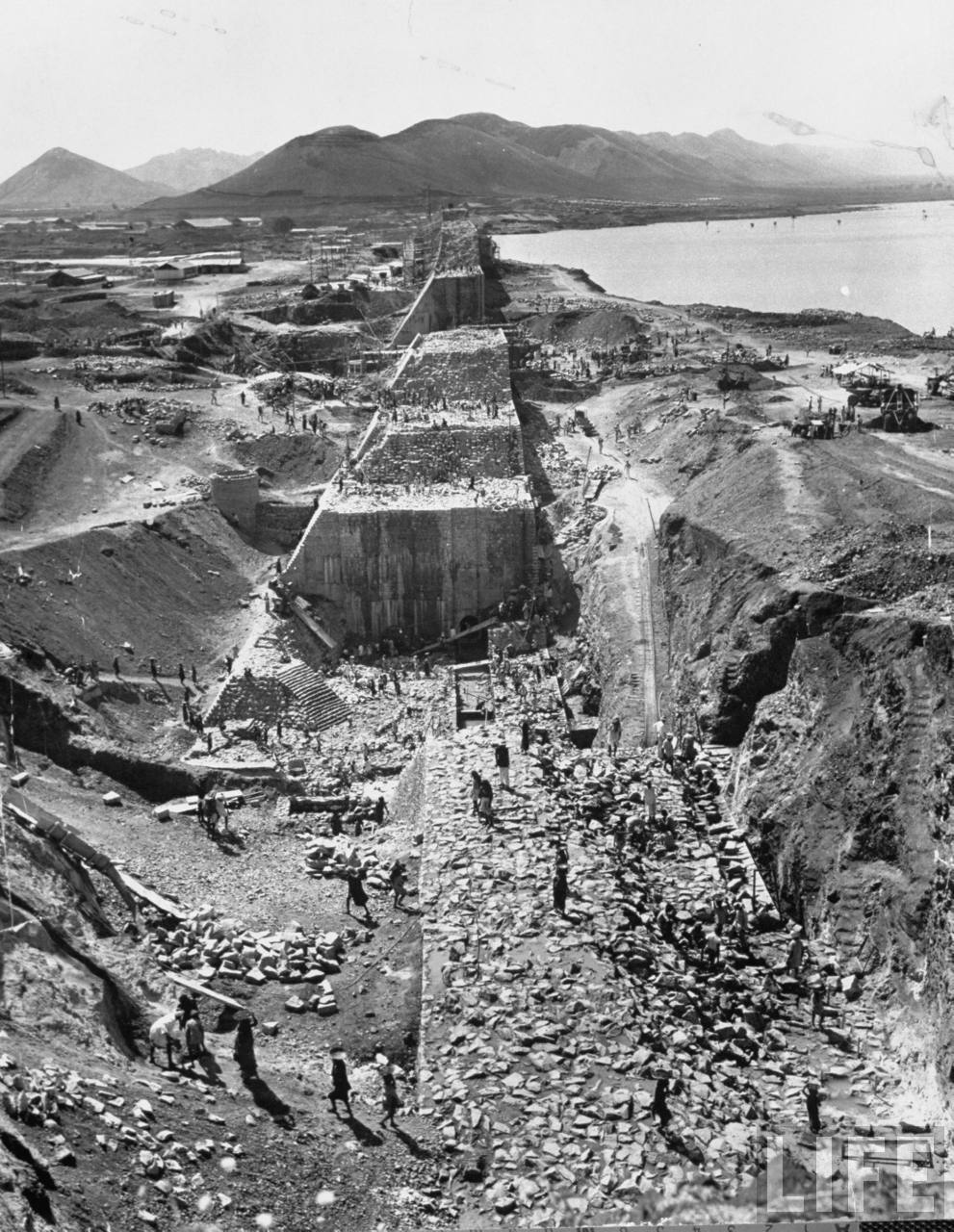 Tungabhadra Dams Being Constructed June 1952 Old Indian Photos