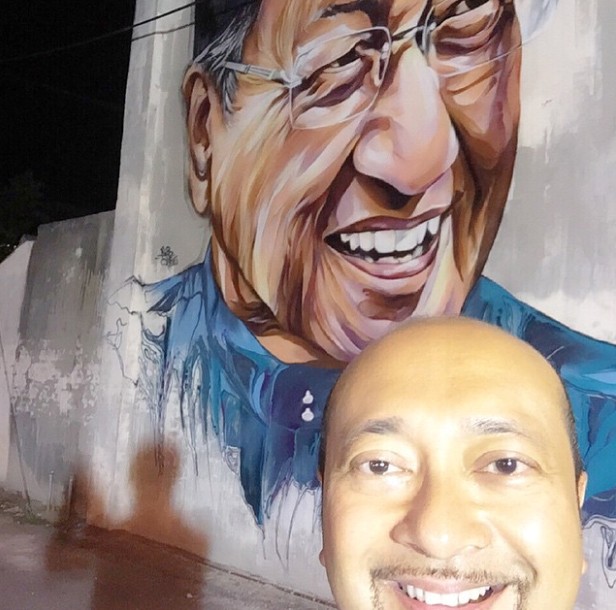 Luahan Hati Mukhriz Buat Tun Mahathir Mukhriz-Mahathir