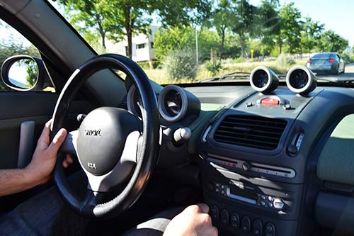 Peq-Smart-Roadster-interior.jpg