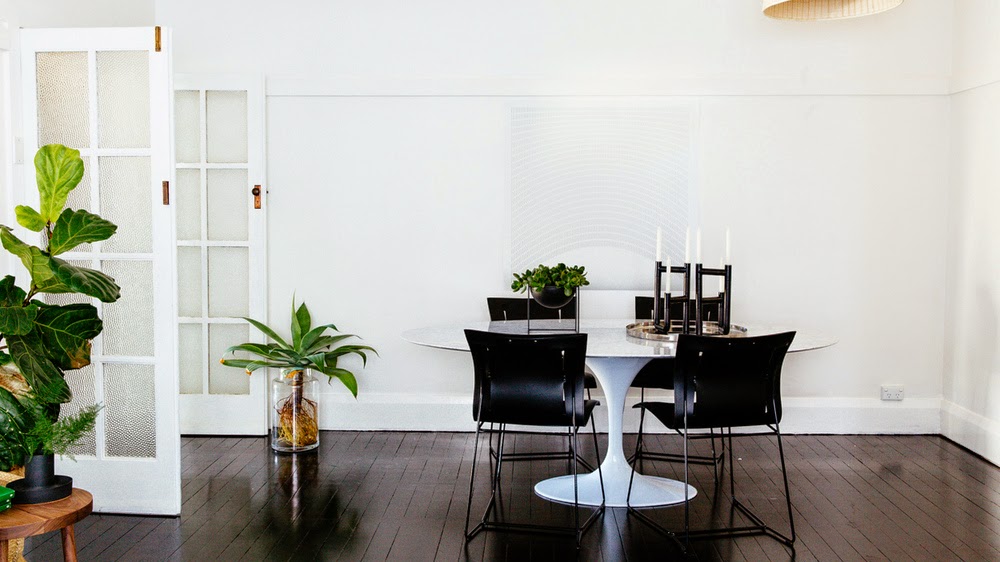 honey and fizz Home Tour Bronte beach apartment. Get the look!