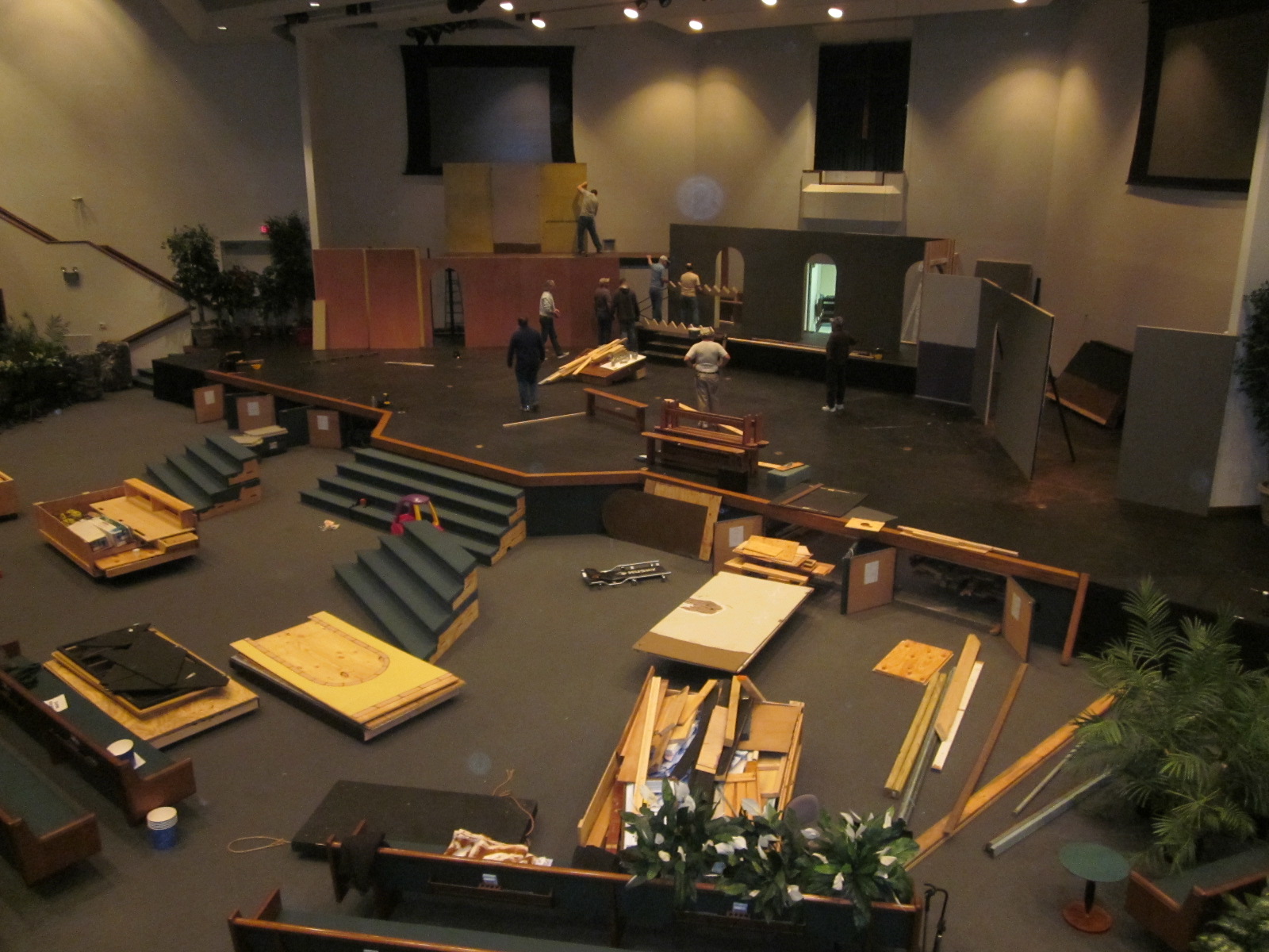 HendersonWorks Set Design and Stage Construction