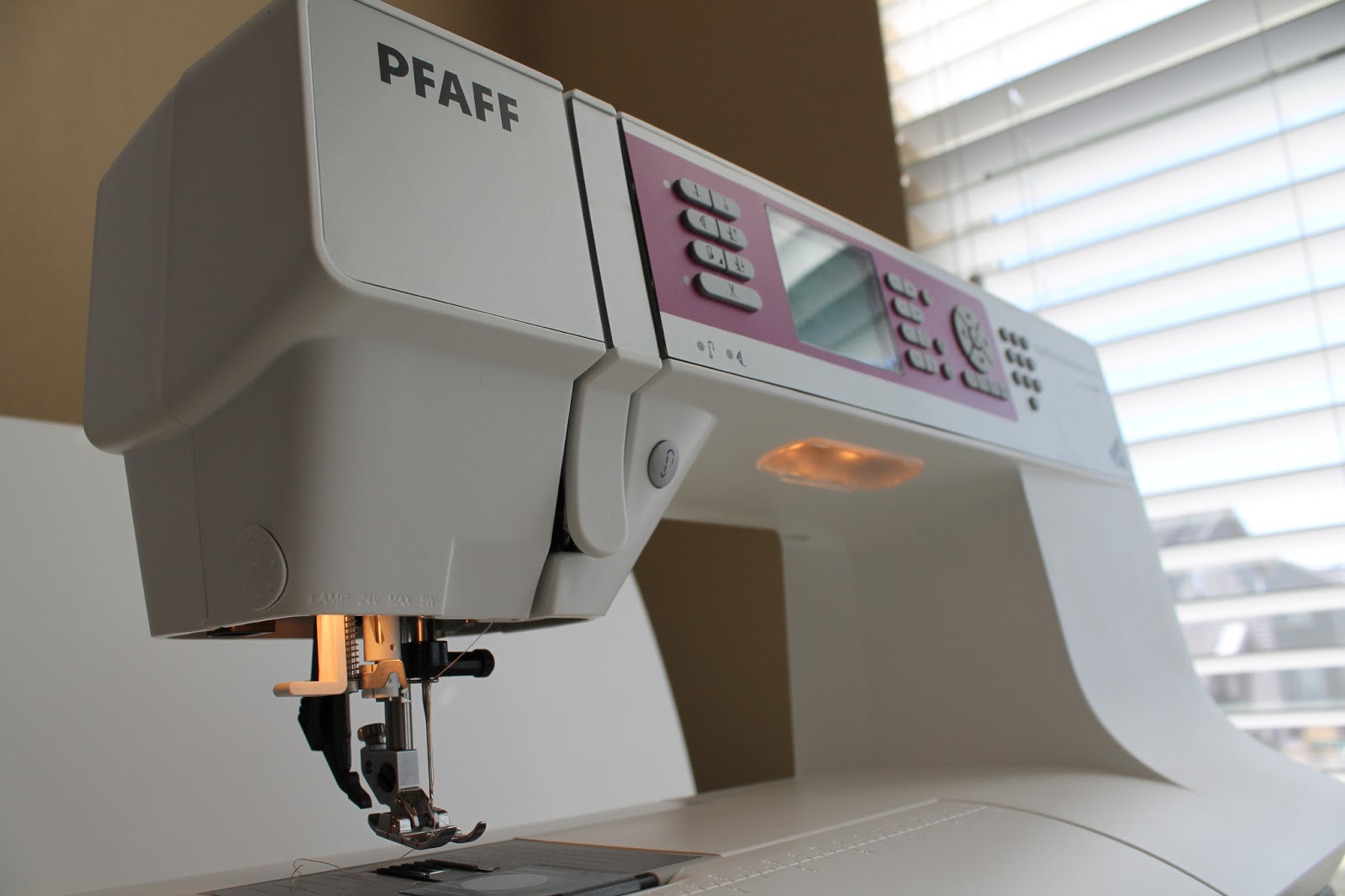 SuzGuz Designs Tutorial Tuesday PFAFF quilt expression 4.0, Week 1