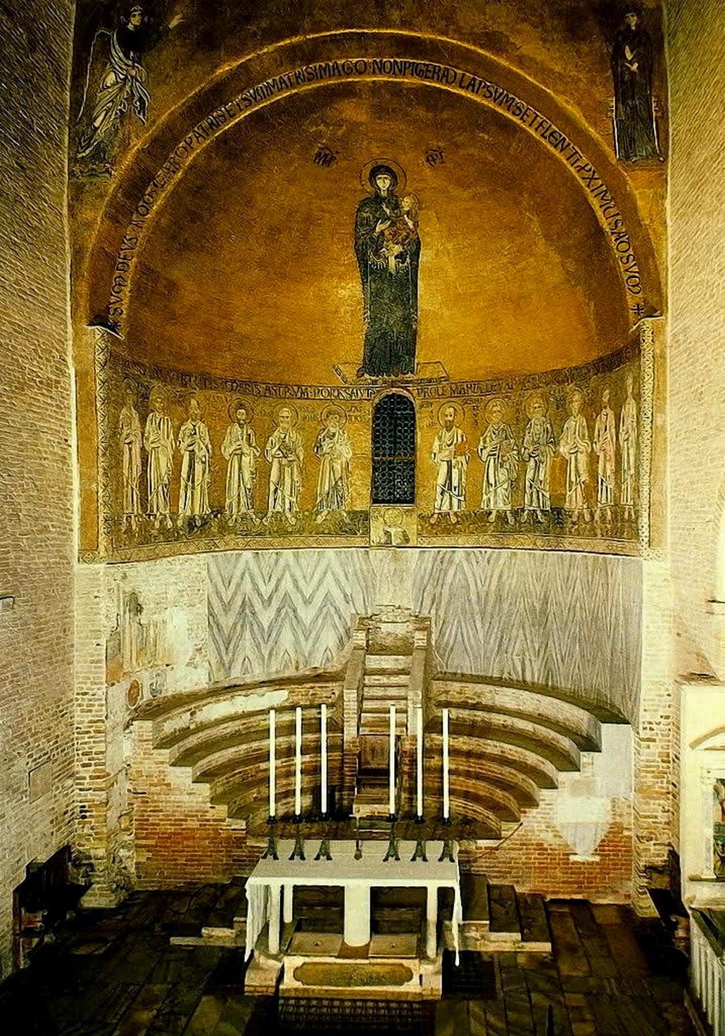 Mosaic-Of-Mary-In-The- Apse-of-Basilica-Santa-Maria-Assunta-Torcello