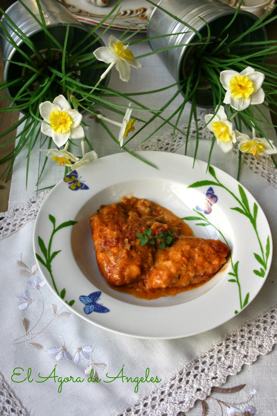 Pimientos Del Piquillo Rellenos De Atún Y Bechamel
