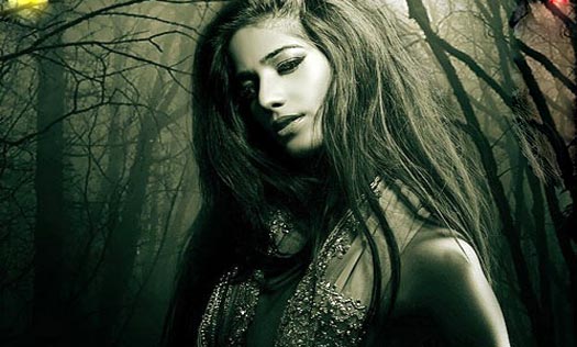 Poonam Pandey – First Look Of the Movie Revealed - Yeh Jawaani Hai Deewani