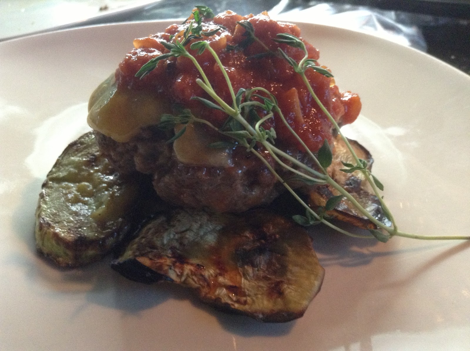 Burger Patty with Marinara Sauce Cansu's Kitchen