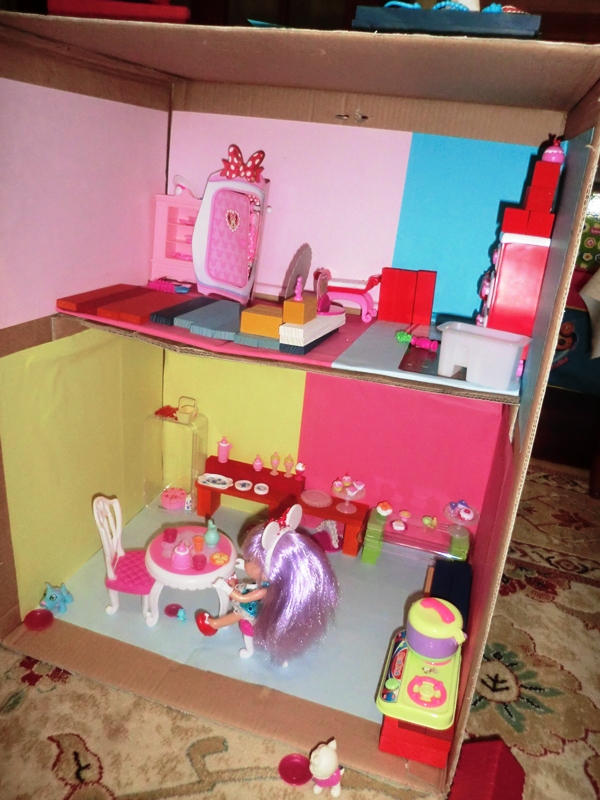 LA CASITA DE AROA: Casita de muñecas en una hora